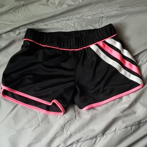 Adidas shorts - Picture 2 of 6